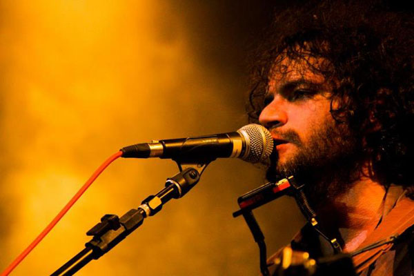 Novas do Bonifrate – “Revoluções” e “Horizonte Mudo”