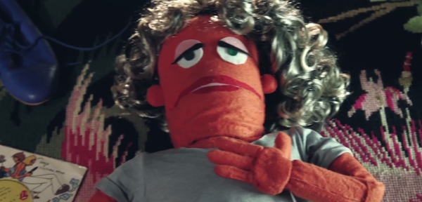 Garotas Suecas divulga prévia do clipe de “Não Se Perca Por Aí”