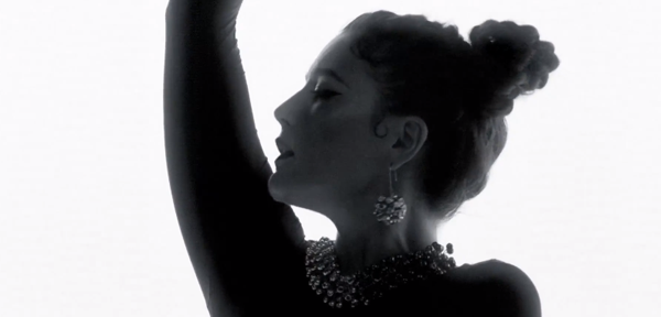 Vídeo: Jessie Ware – “Night Light”