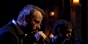 The National toca “Sea Of Love” e “I Need My Girl” ao vivo no Fallon